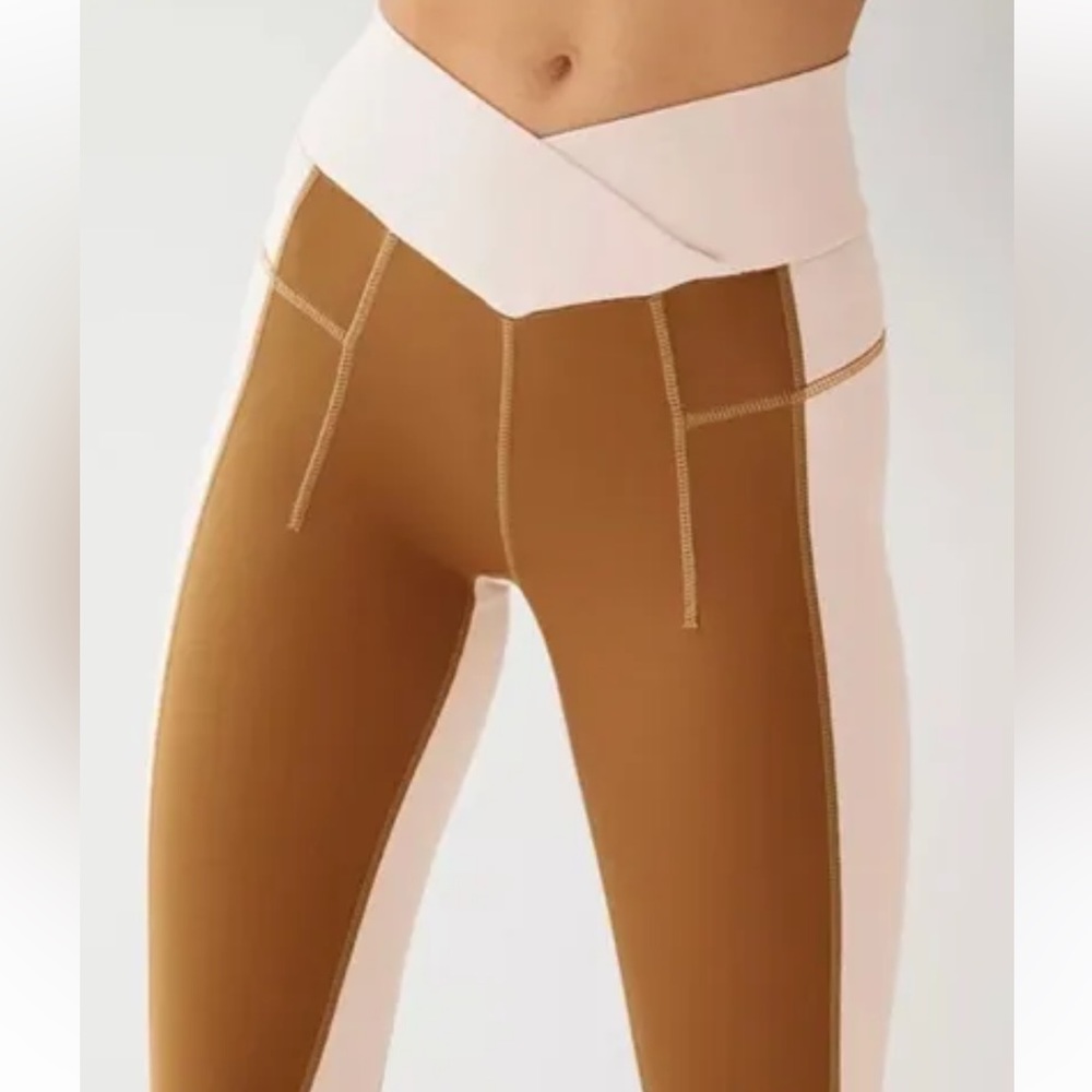 NWT Free People Movement Rebel Leggings